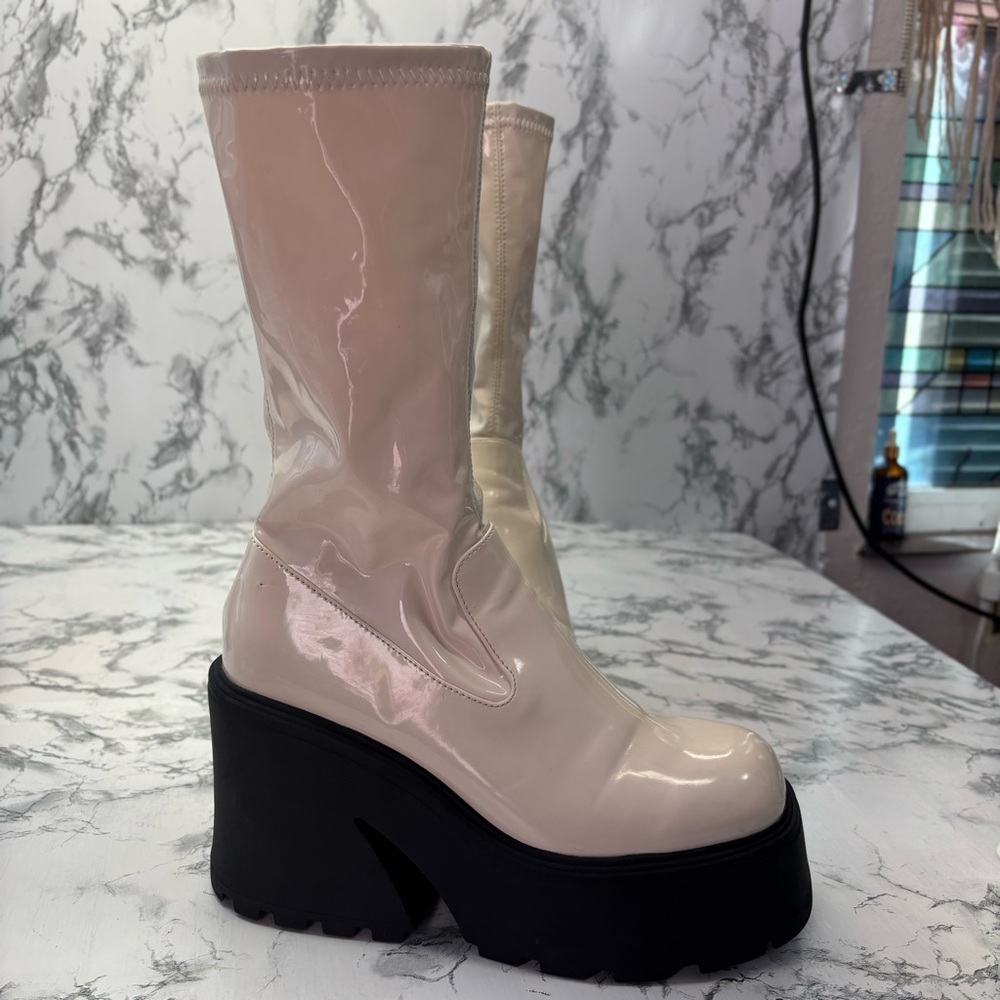 Steve Madden White Mid Calf  Black Goth Grunge Shiny Night Club Platform Boots